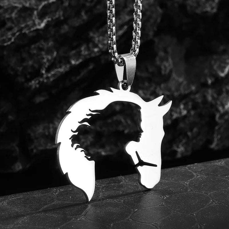 Stainless Steel Simple Personalized Spider Pendant Necklace Men and Women Fashion Party Pendant Jewelry Gift