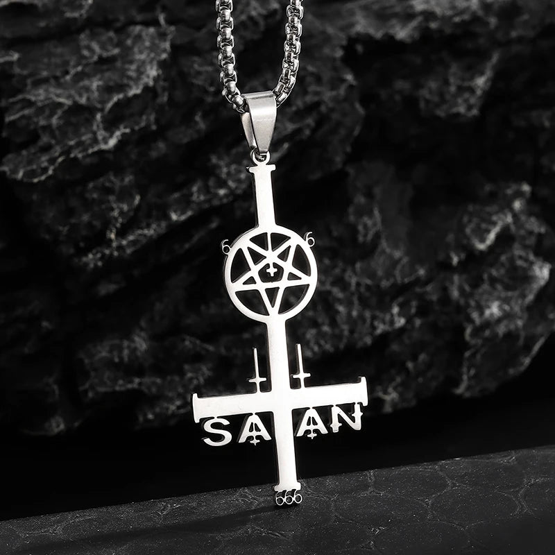 Stainless Steel Simple Personalized Spider Pendant Necklace Men and Women Fashion Party Pendant Jewelry Gift