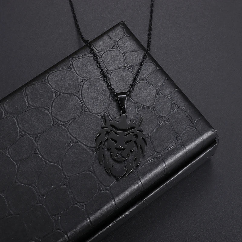 Stainless Steel Simple Personalized Spider Pendant Necklace Men and Women Fashion Party Pendant Jewelry Gift